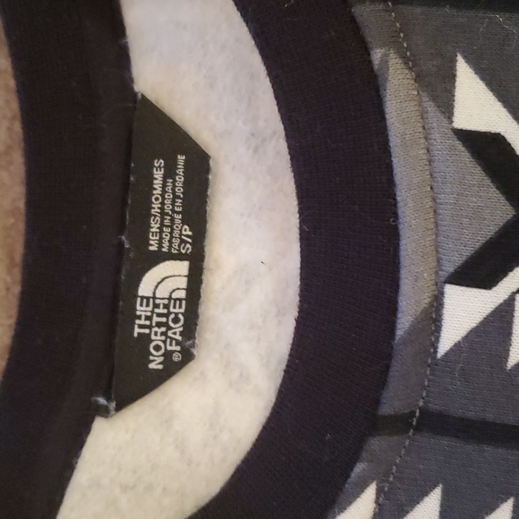 The North Face Aztec Crew Fleece - Picture 2 of 4